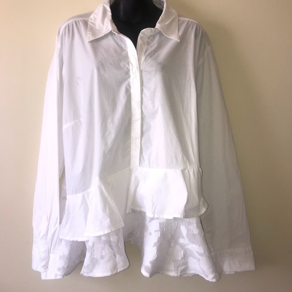 Lane Bryant white ruffle lace bottom button top
